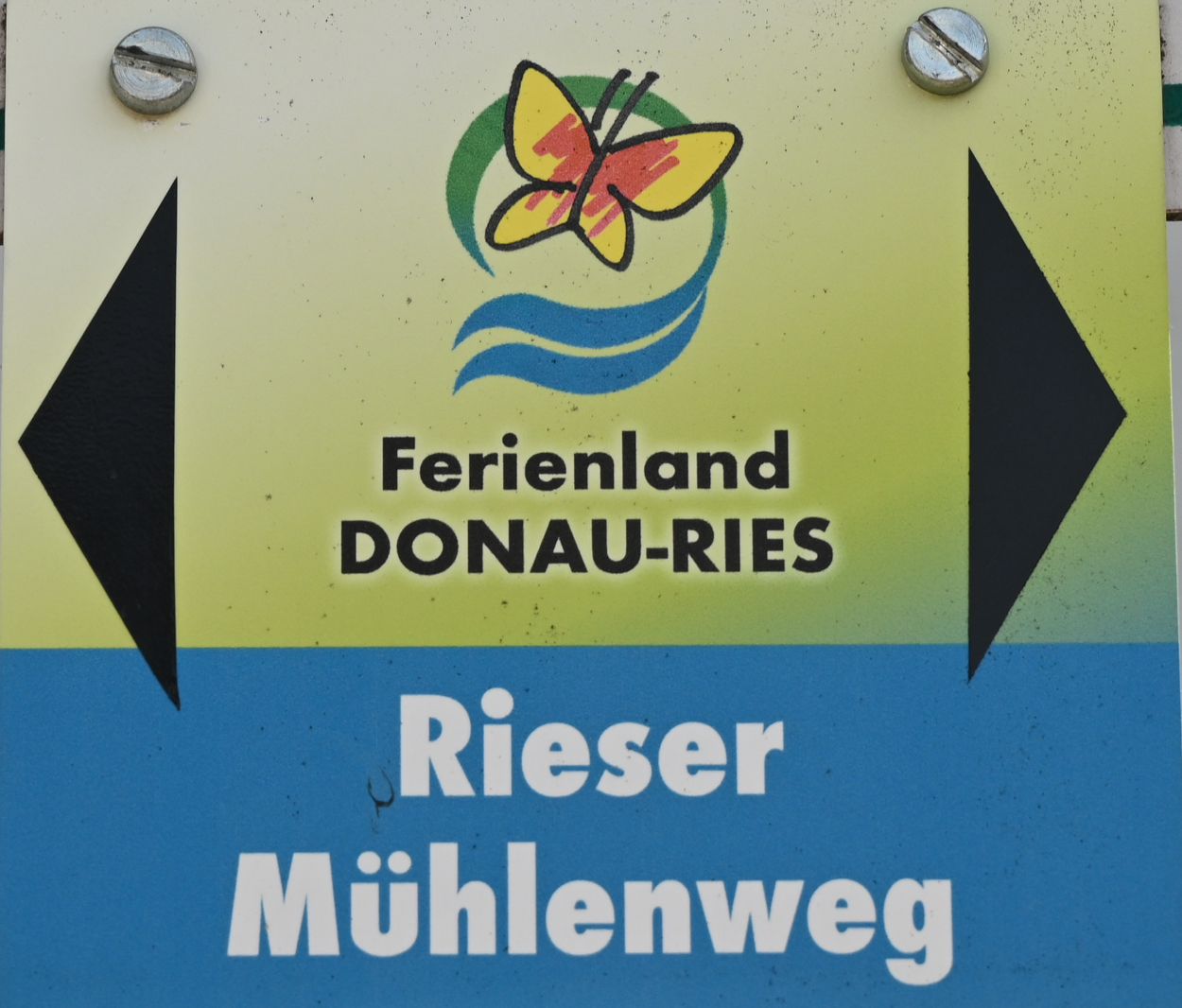 Wanderschild Rieser Mühlenweg Wanderschild Rieser Mühlenweg