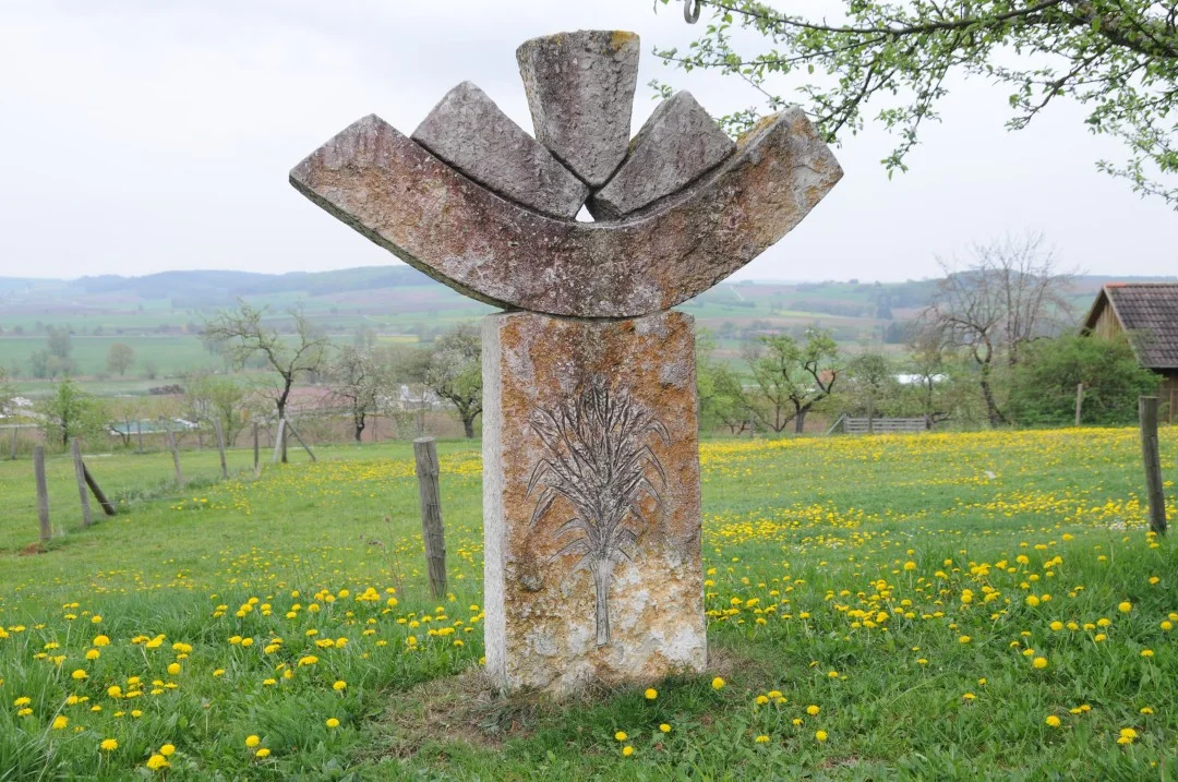 2010-05-01-oettingen-eichhoernchenweg1-20